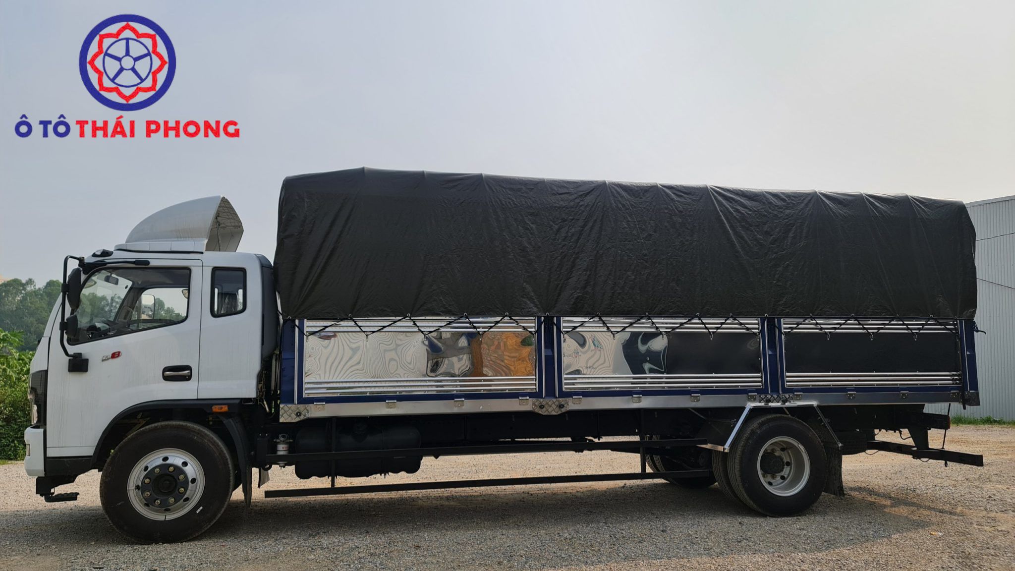 Xe tải Dongfeng D8 nhập khẩu Xe tải Dongfeng D8