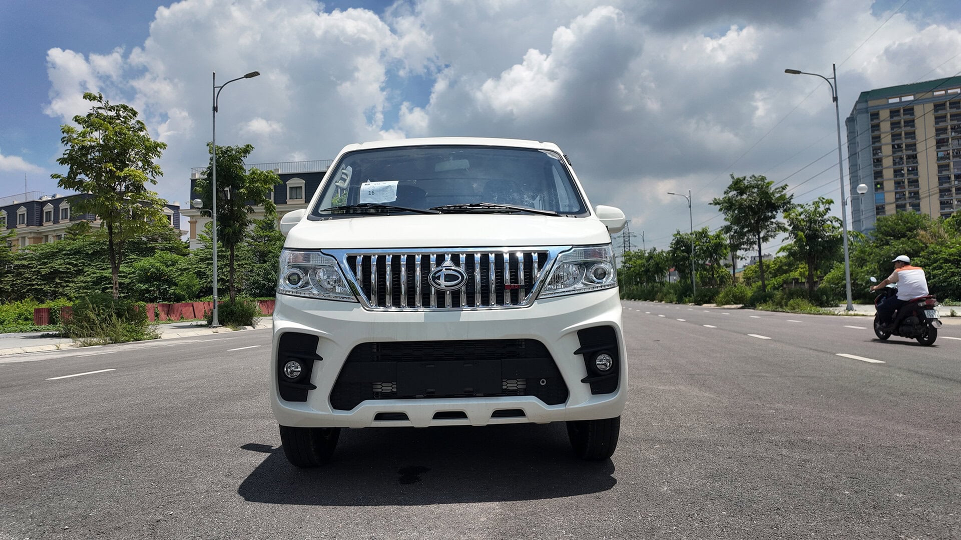 TERA V6 2 chỗ 34 Tera V6 2 chỗ
