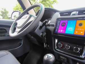 SRM X30i 2 chỗ 26 Xe tải van SRM X30i 2 chỗ