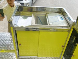 Xe bán đồ ăn vặt lưu động 21 10 6