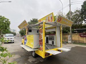 Xe ô tô bán trà trái cây và đồ ăn vặt lưu động 21 7 8