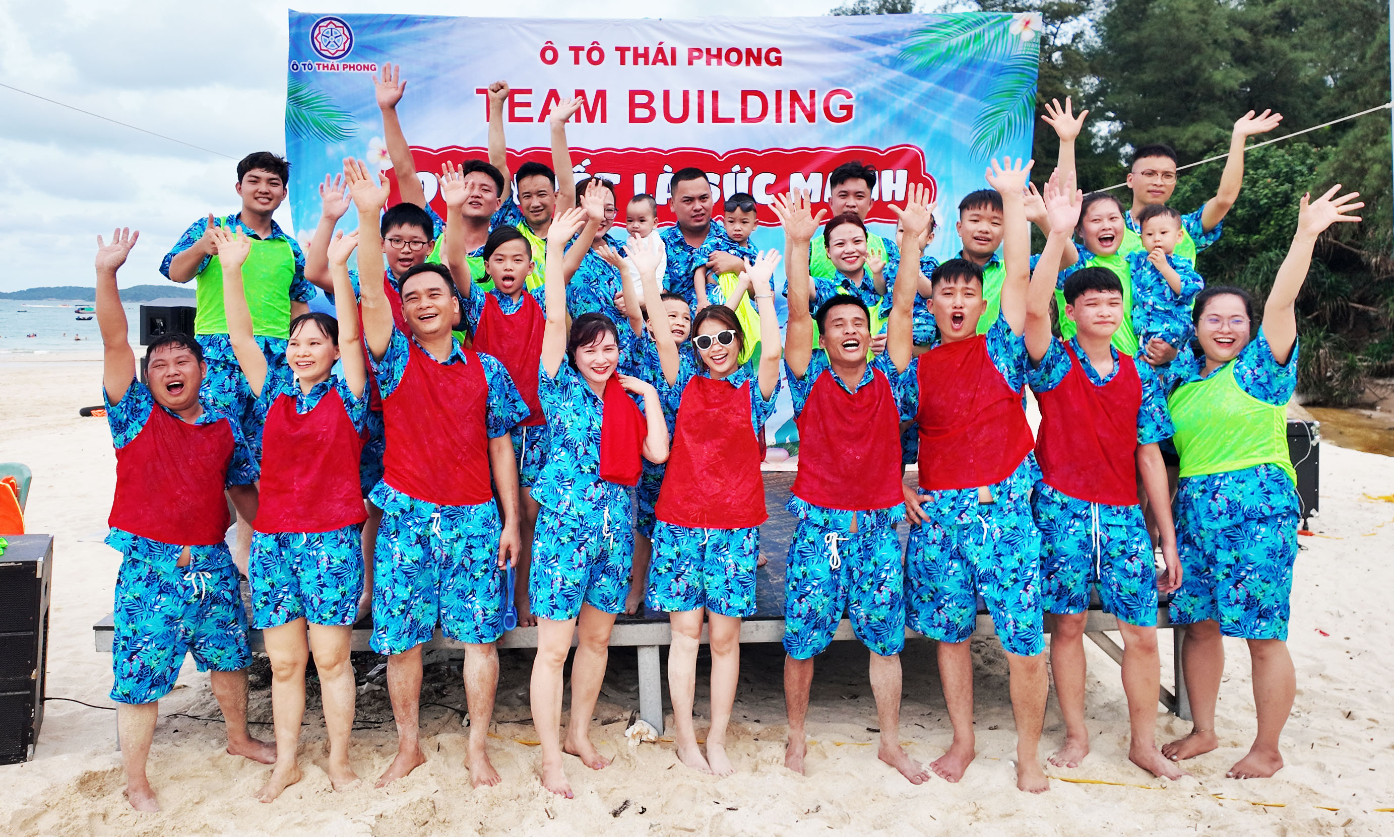 Ô TÔ THÁI PHONG team biulding 2024