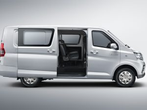 Tera V8 5 chỗ 30 side right mo cua lua