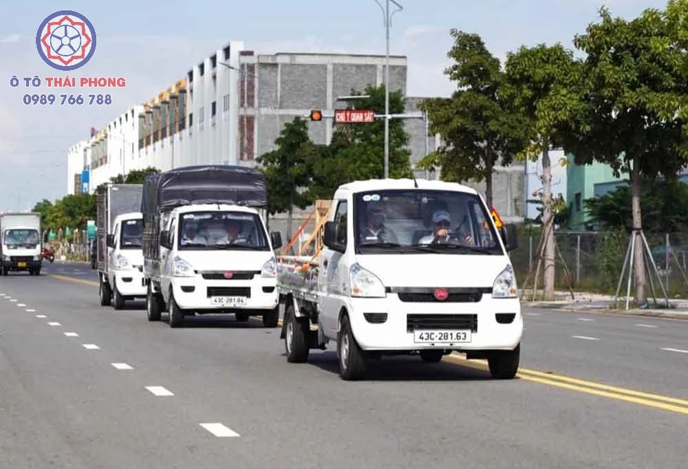 Xe Tải Nhỏ Wuling Hà Nội: Giải Pháp Vận Chuyển Tối Ưu Cho Doanh Nghiệp 4 So sánh các mẫu xe tải 1 tấn 25: Đâu là lựa chọn tốt nhất?