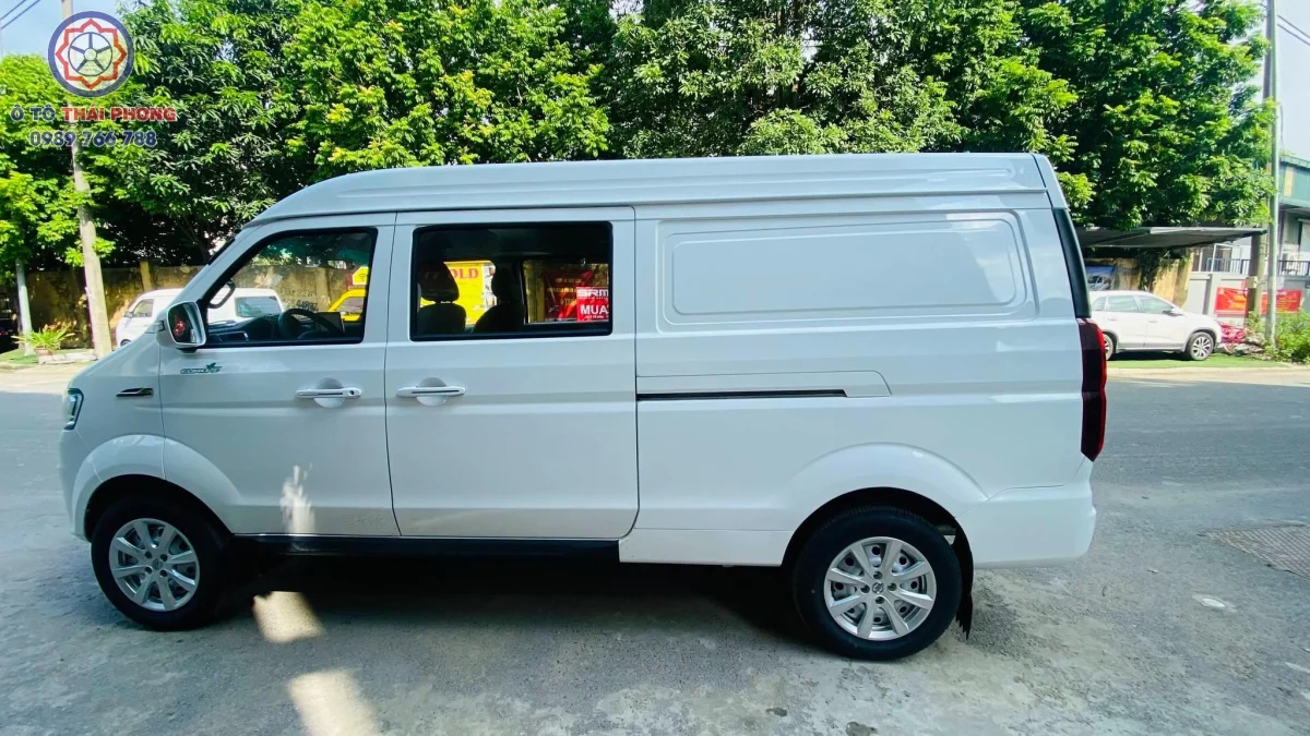 Xe tải van 5 chỗ