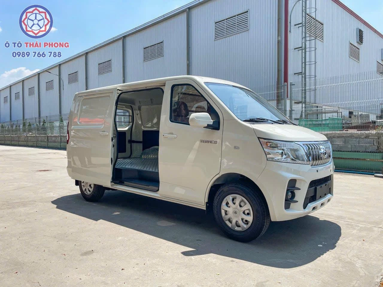 Xe tải van 7 chỗ