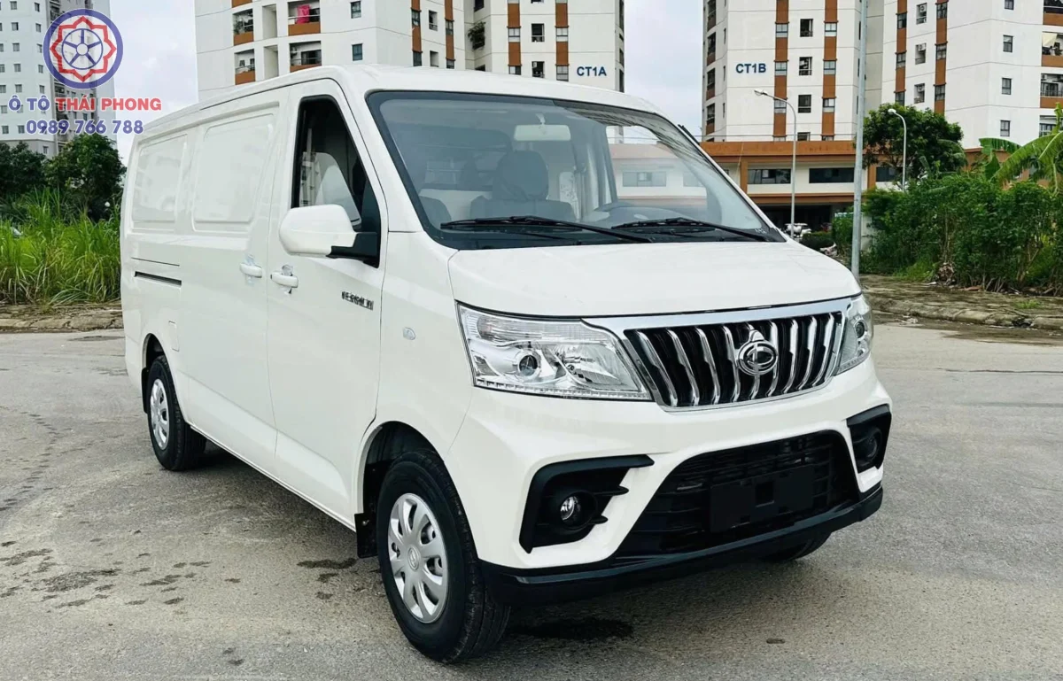 Xe Tải Van 900kg: Giải Pháp Tối Ưu Cho Vận Chuyển Hàng Hóa Trong Đô Thị Cùng Ô Tô Thái Phong 2 Xe Tải Van Tera V8 900kg