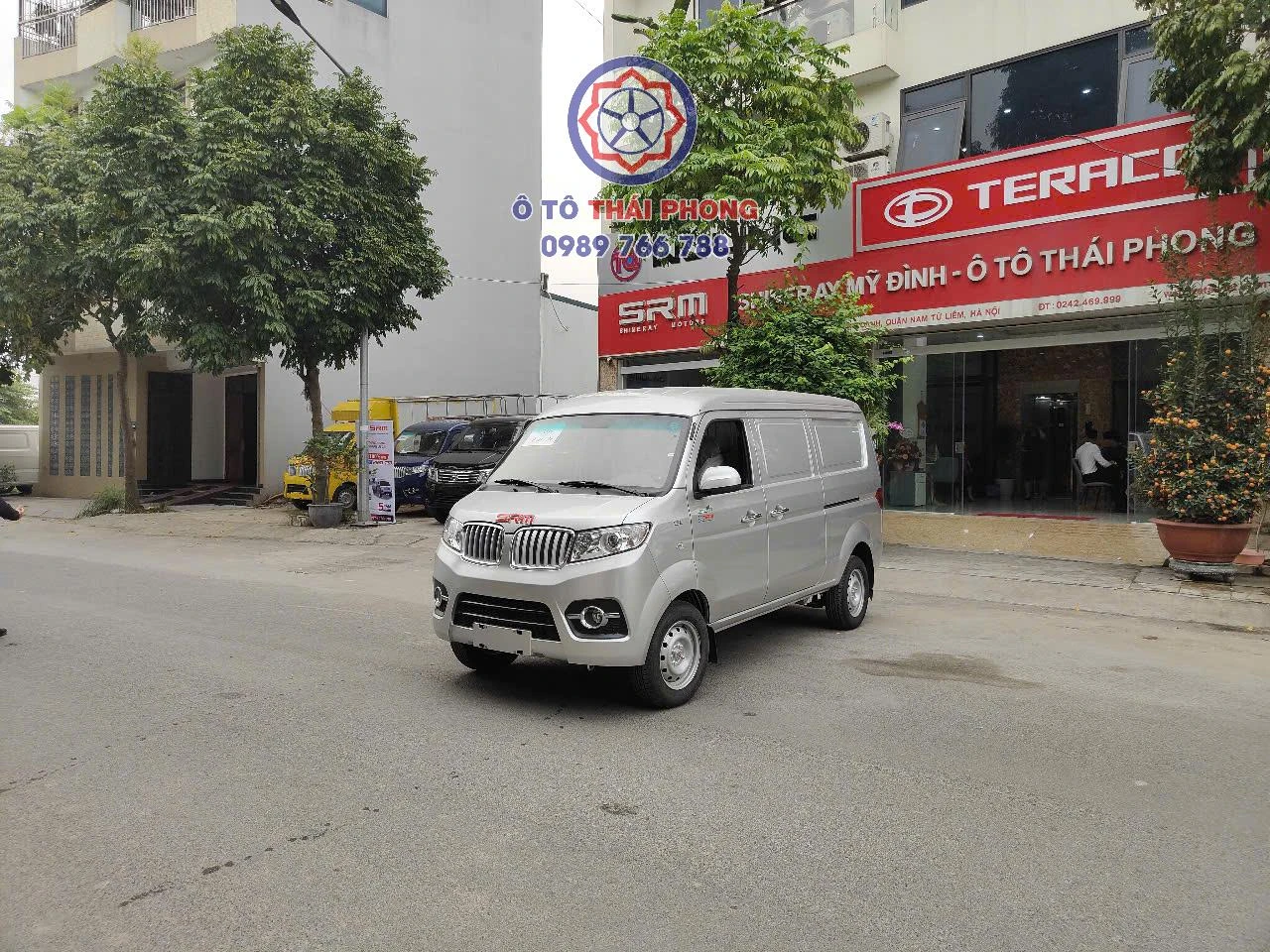 Thiết kế ngoại thất Xe tải van SRM x30i
