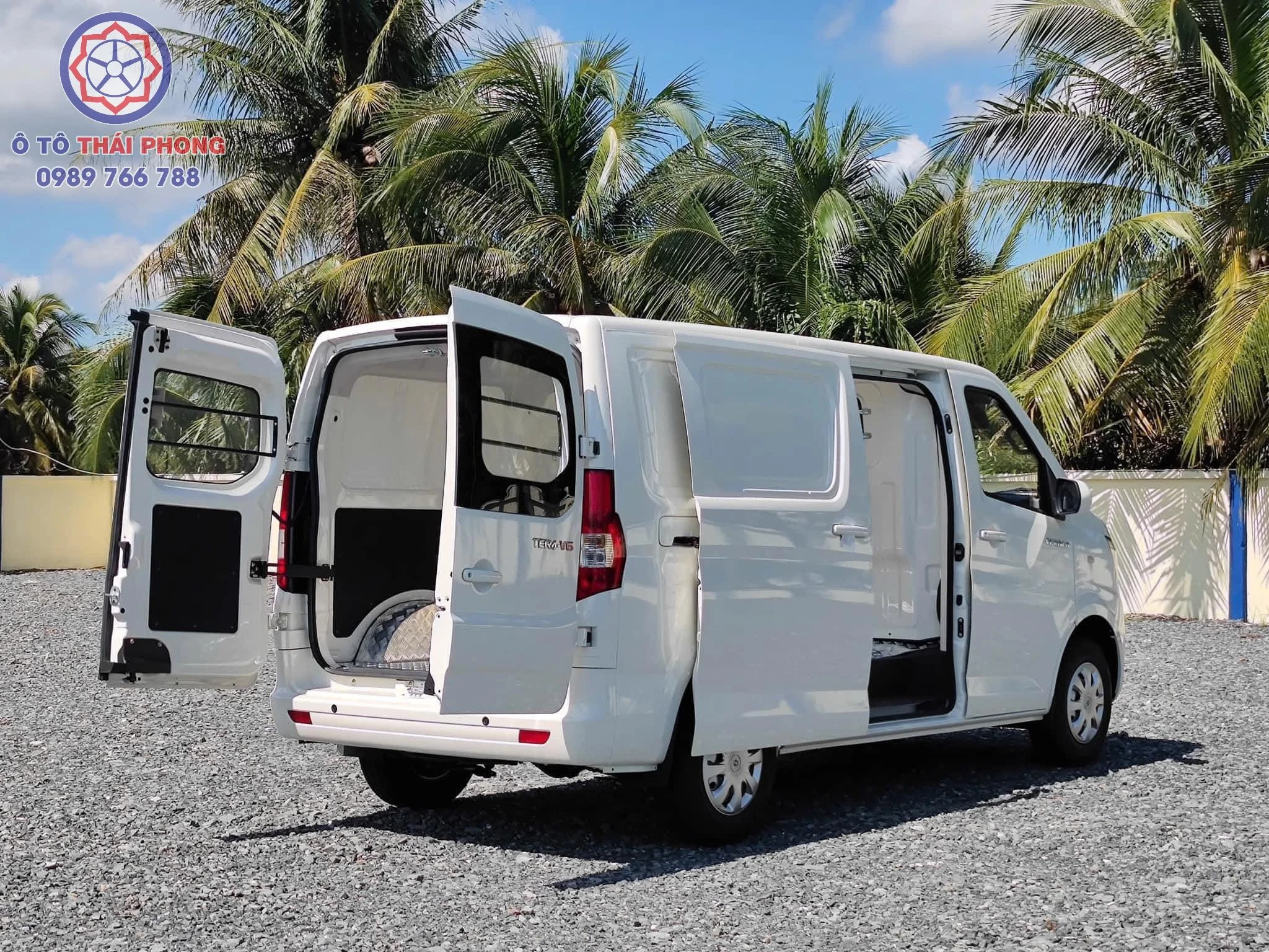 Xe tải van có bị cấm giờ cao điểm không