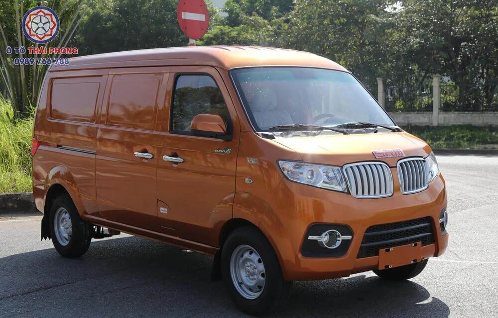 Xe Van 1000kg: Giải Pháp Vận Chuyển Tối Ưu Cho Doanh Nghiệp 20 Xe tải van SRM x30i 945Kg