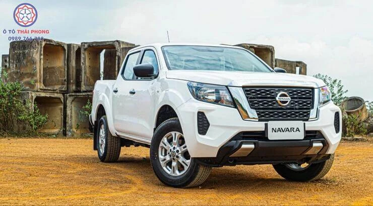 So Găng Xe Bán Tải Chạy Xăng và Dầu: Lựa Chọn Nào Phù Hợp Nhất Với Bạn? 3 So Găng Xe Bán Tải Chạy Xăng và Dầu: Lựa Chọn Nào Phù Hợp Nhất Với Bạn?