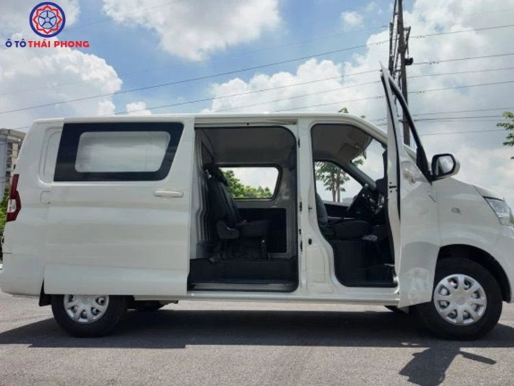 Xe tải van chuyên dùng chở hàng Xe tải van chuyên dùng chở hàng