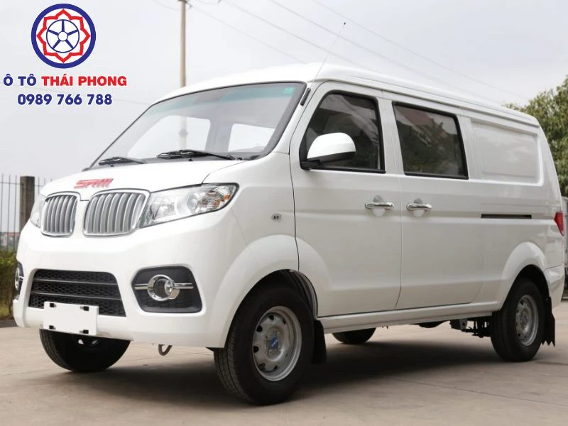 Cận cảnh diện mạo bên ngoài mẫu xe tải van mini SRM hiện đại Xe tải van mini tiện lợi giúp bạn đạt 20-25% lợi nhuận ròng