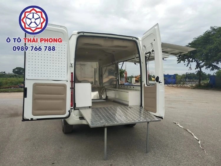 Mô hình kinh doanh xe van bán hàng di động tiện lợi, vốn đầu tư thấp 