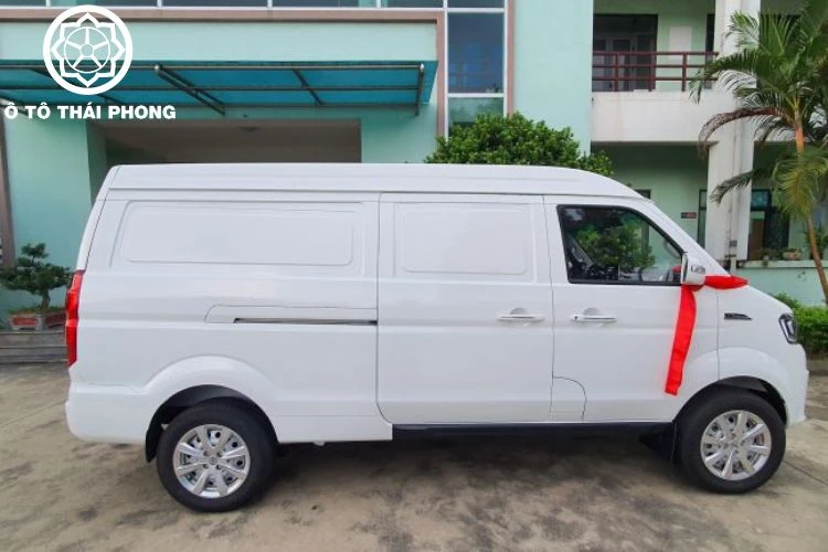 Xe tải van tiết kiệm chi phí đầu tư ban đầu cho doanh nghiệp