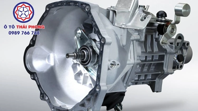 Có nên mua Tera Star thùng bạt? Chuyên gia ô tô Thái Phong giải đáp