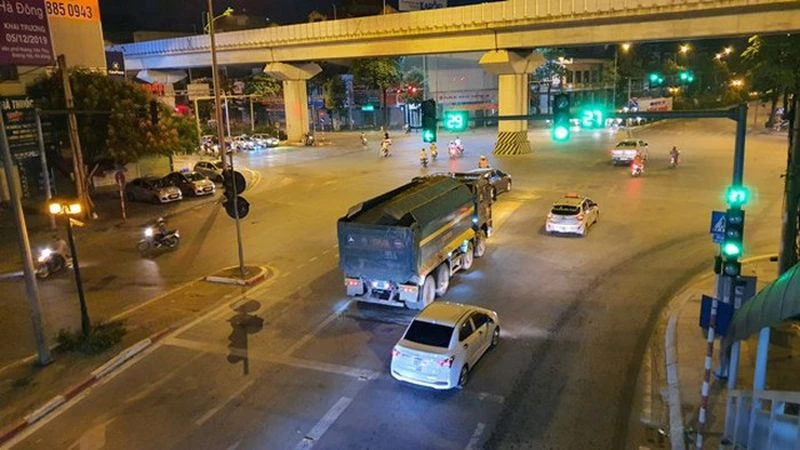 Quy định mới nhất về giờ cấm xe, tuyến đường hạn chế tại Hà Nội áp dụng từ 2026