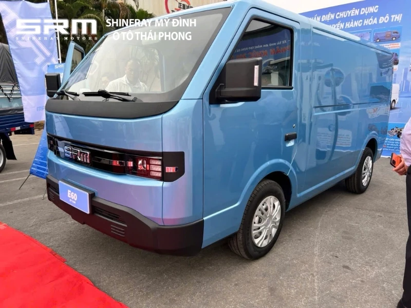 Cùng chờ đón xe van điện SRM E60 chính hãng sắp ra mắt 1 Cùng chờ đón xe van điện SRM E60 chính hãng sắp ra mắt