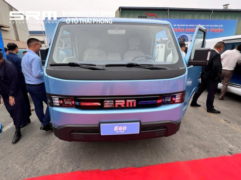 Cùng chờ đón xe van điện SRM E60 chính hãng sắp ra mắt