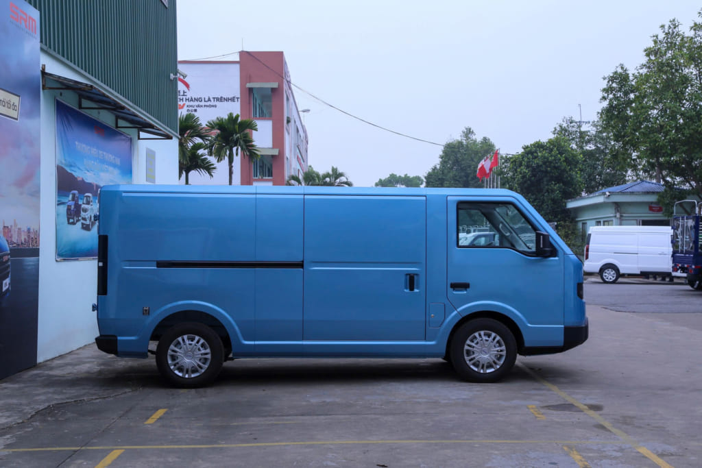 Xe Van Điện SRM E80 3 Xe Van Điện SRM E80 - Ảnh 3