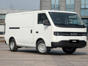 Xe Van Điện SRM E60 8 xe tai van srm e60 1