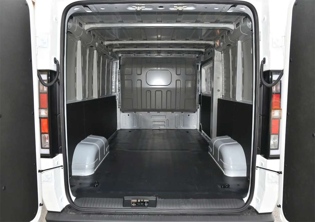 Xe Van Điện SRM E60 6 Xe Van Điện SRM E60 - Ảnh 6