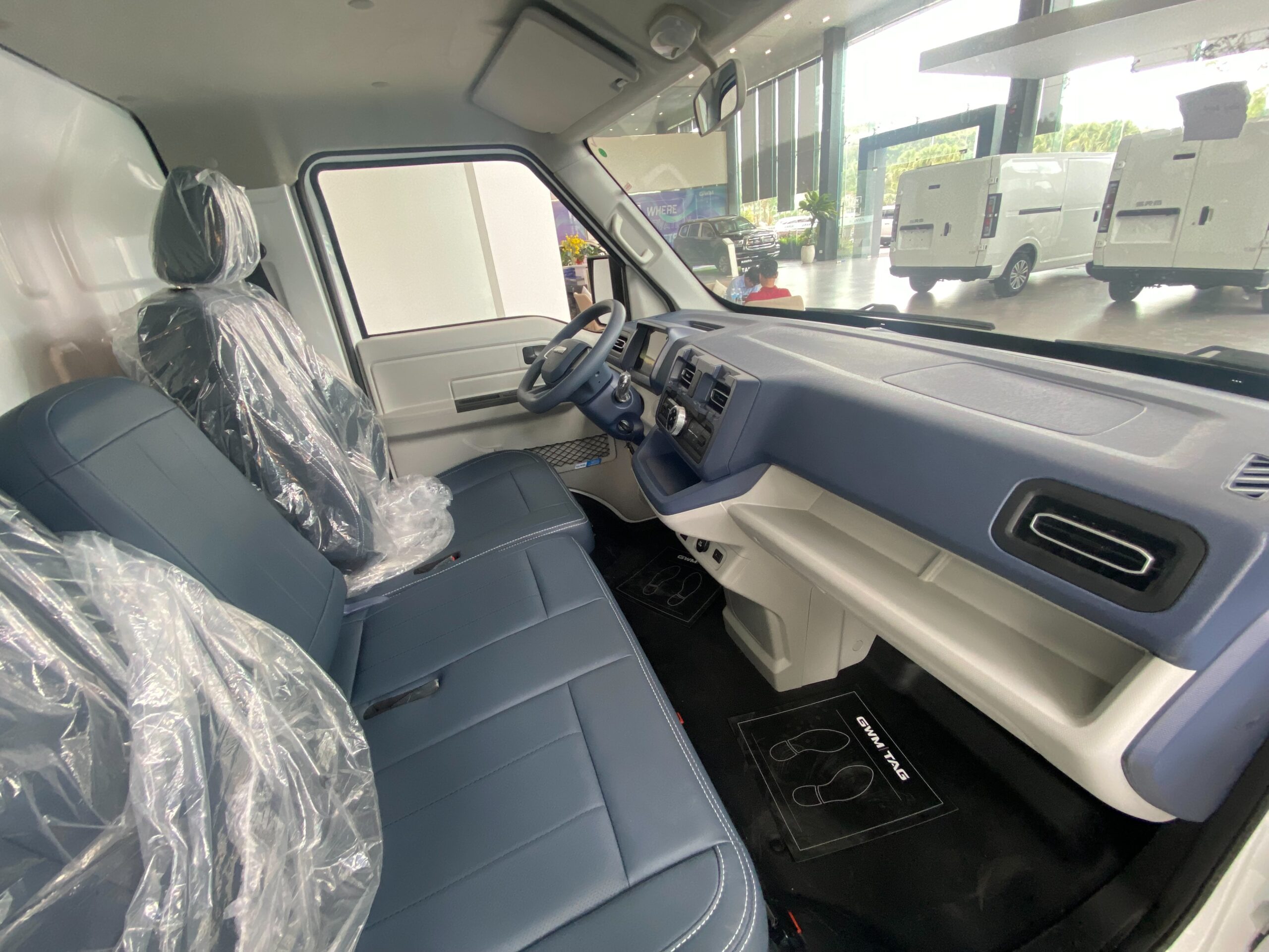 Xe Van Điện SRM E60 5 Xe Van Điện SRM E60 - Ảnh 5